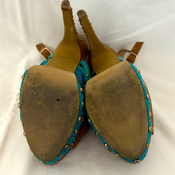 Liliana - Tan and Teal Platform Slingbacks. Size 7.5. - Picture 7 of 9